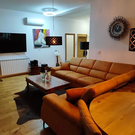 Apartament Jezerska *